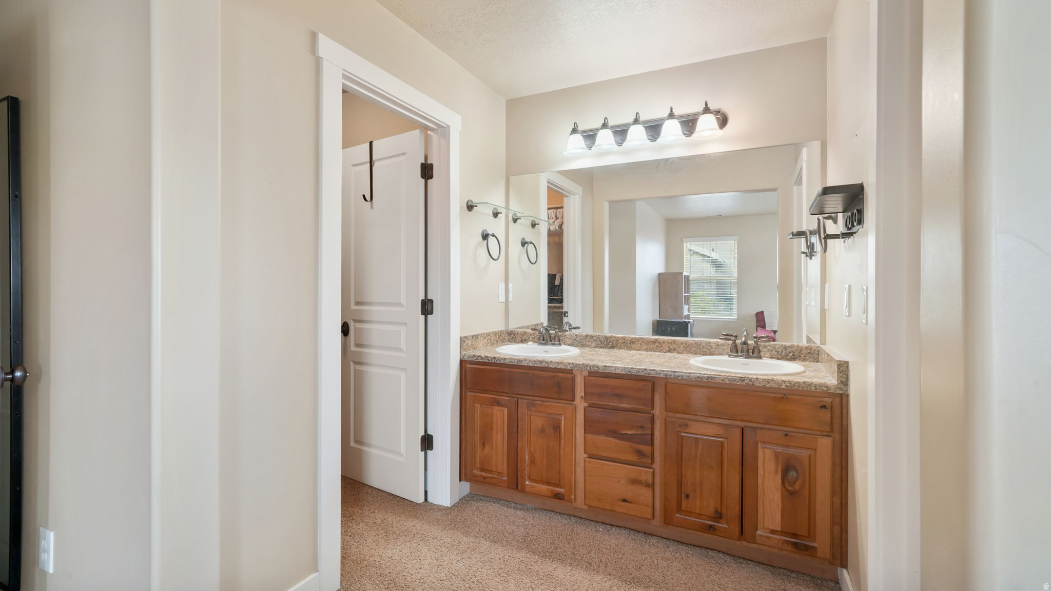 TOWNHOMES AT HIGHBURY - Residential