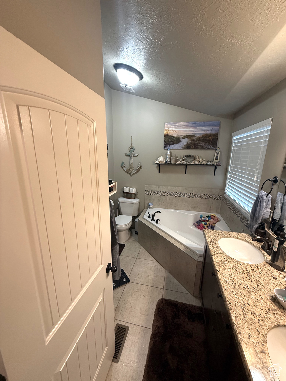 WESTERN SPRINGS - Residential