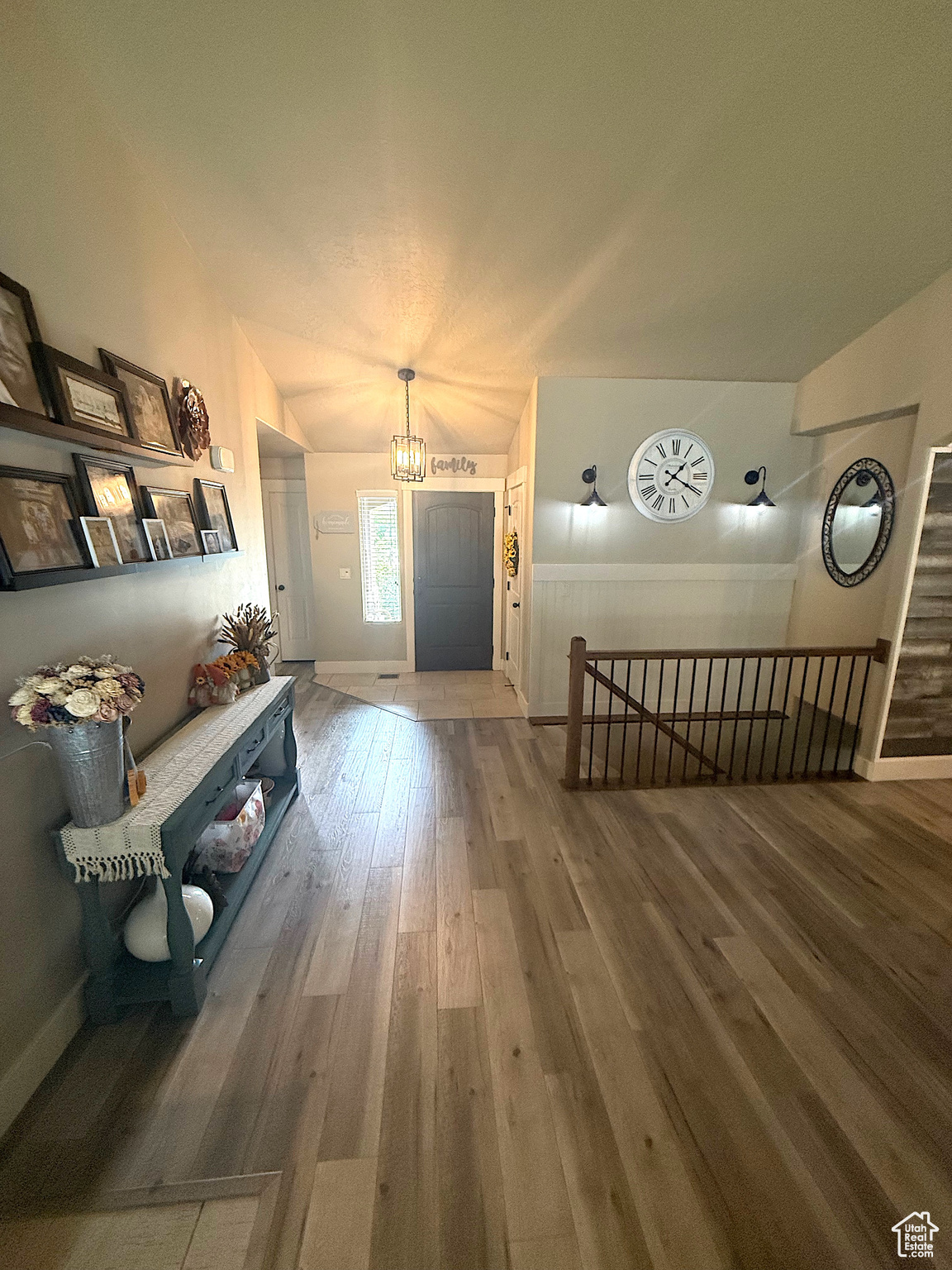 WESTERN SPRINGS - Residential