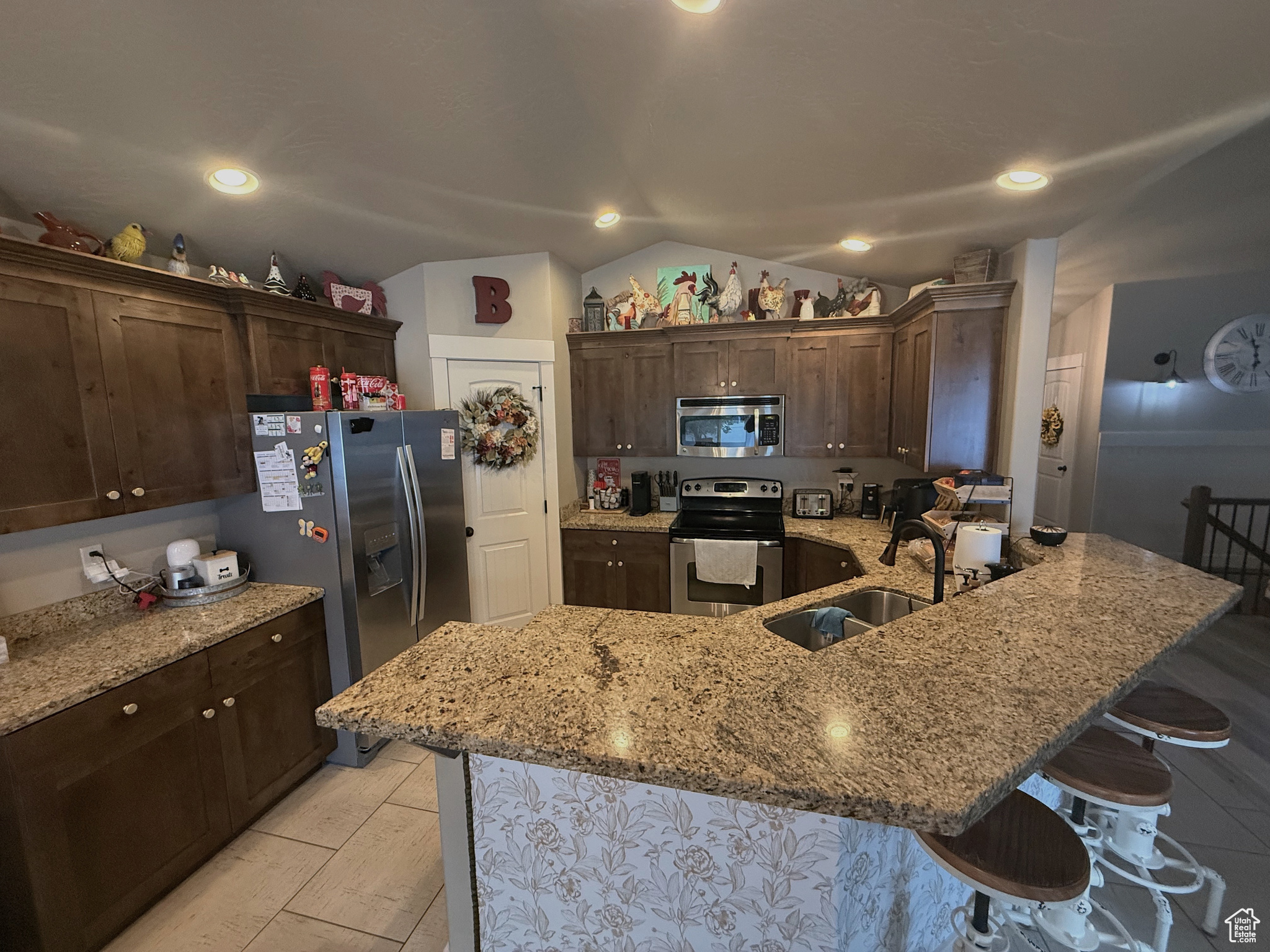 WESTERN SPRINGS - Residential