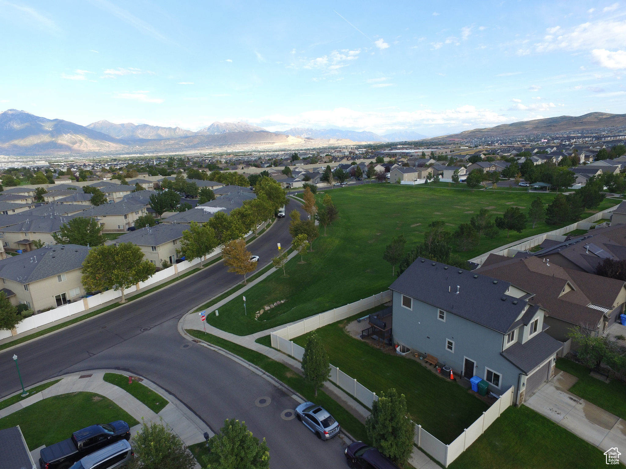 WESTERN SPRINGS - Residential