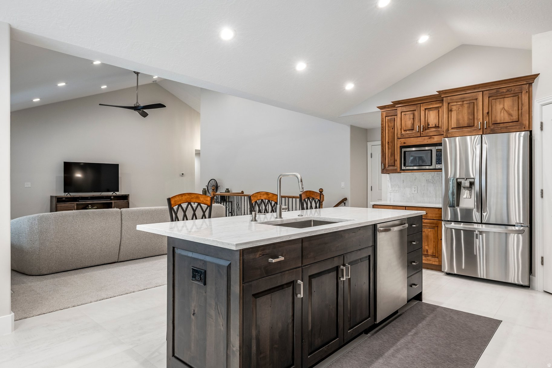 EAGLEPOINT ESTATES - Residential