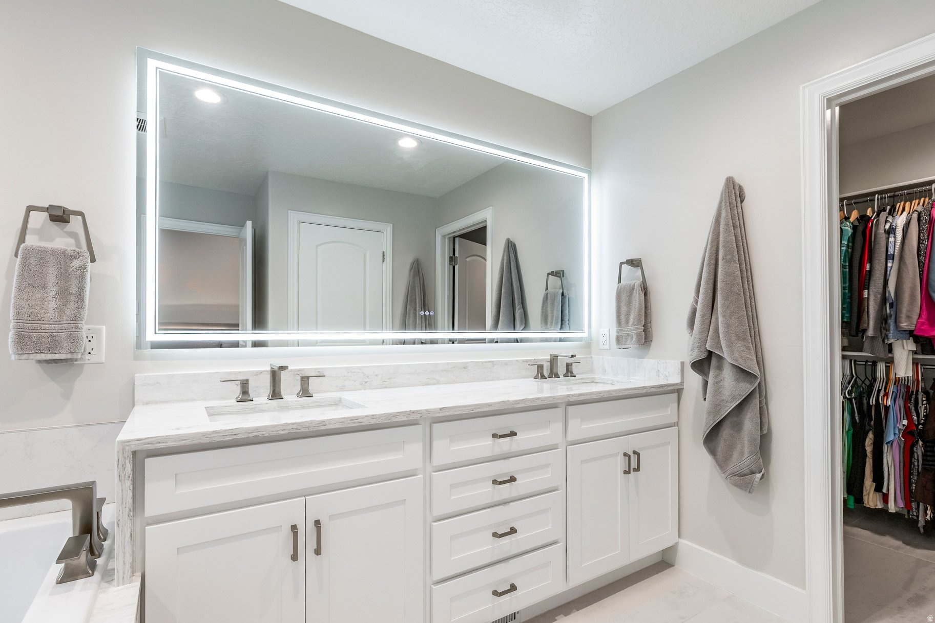 EAGLEPOINT ESTATES - Residential