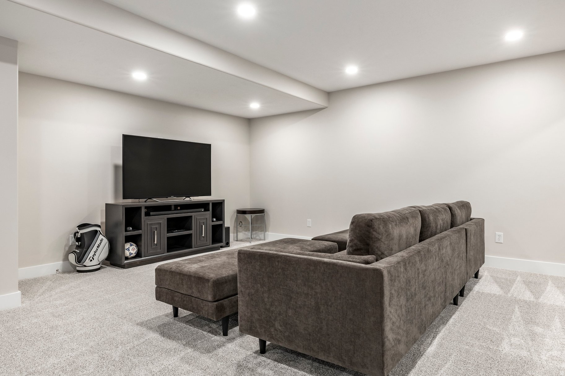 EAGLEPOINT ESTATES - Residential