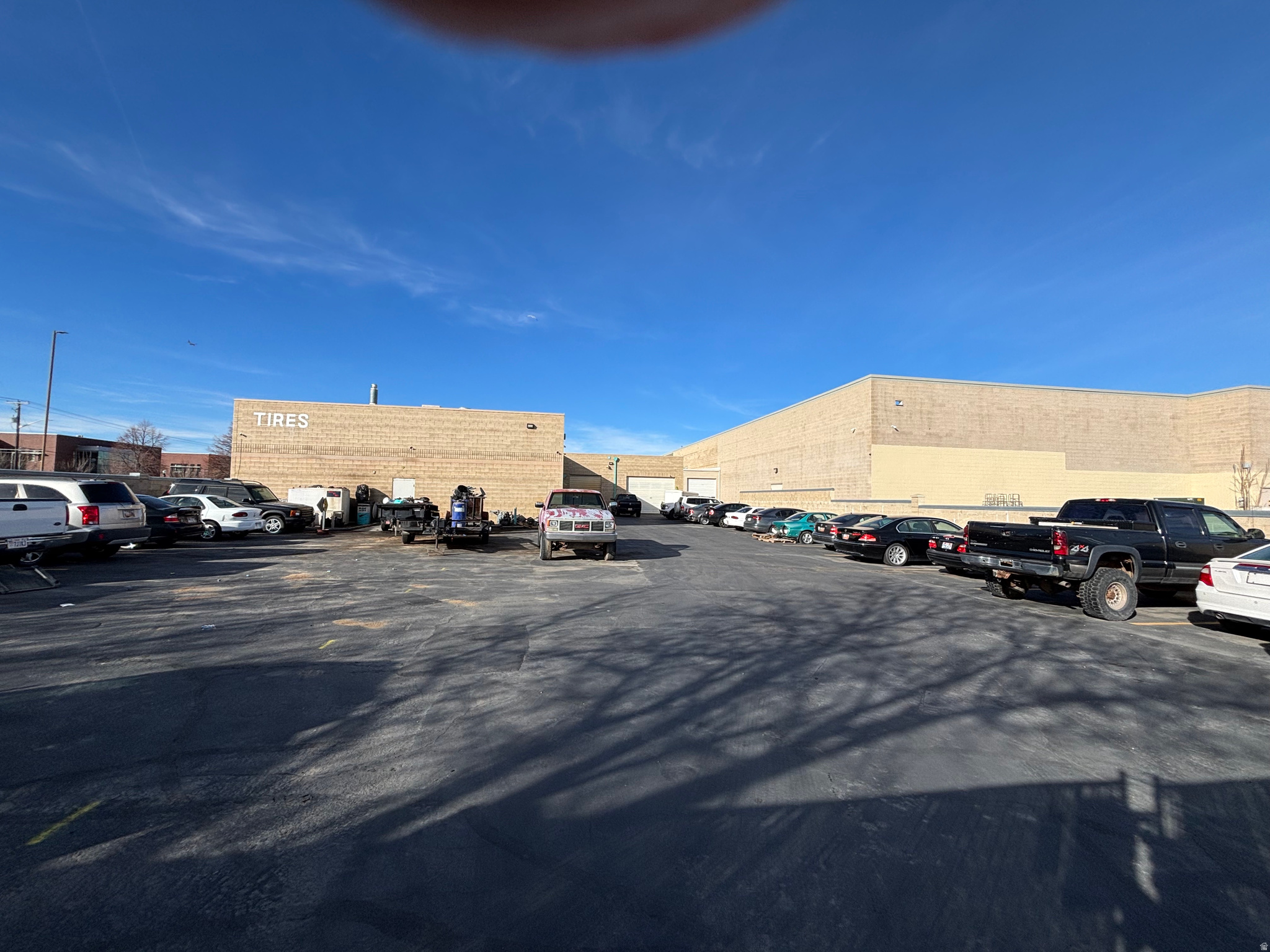 WILLOW WOOD SHOPPING CENTER - Commercial Sale