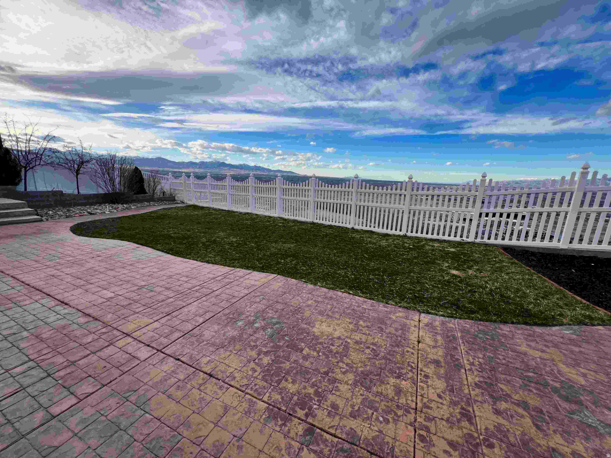 CENTENNIAL HGHTS - Residential