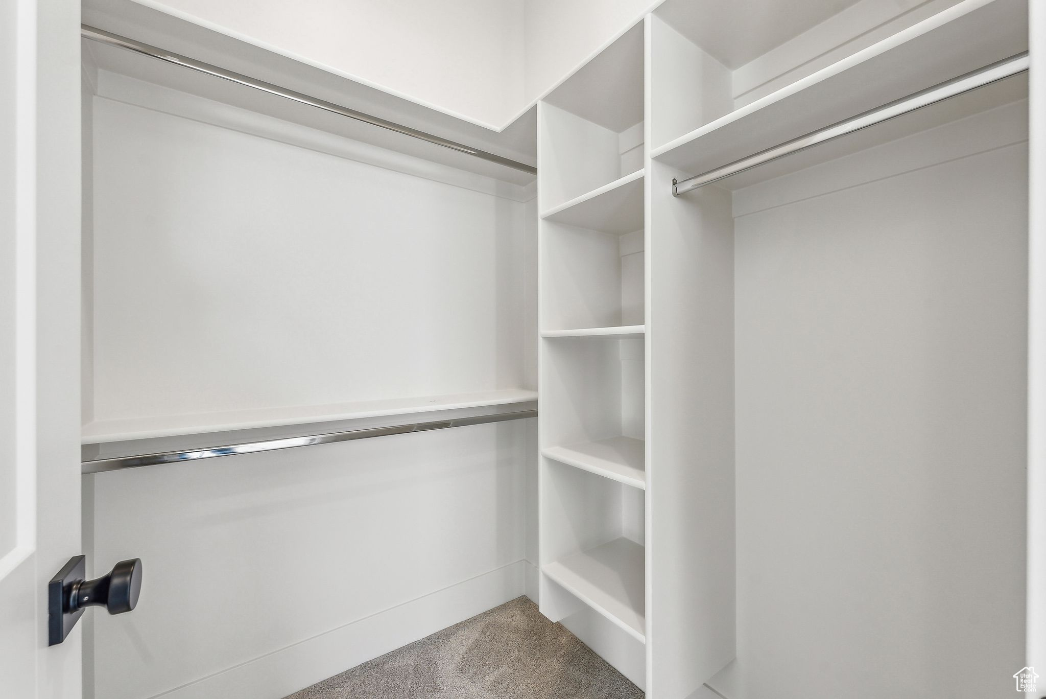 HAWKEYE POINT - Residential