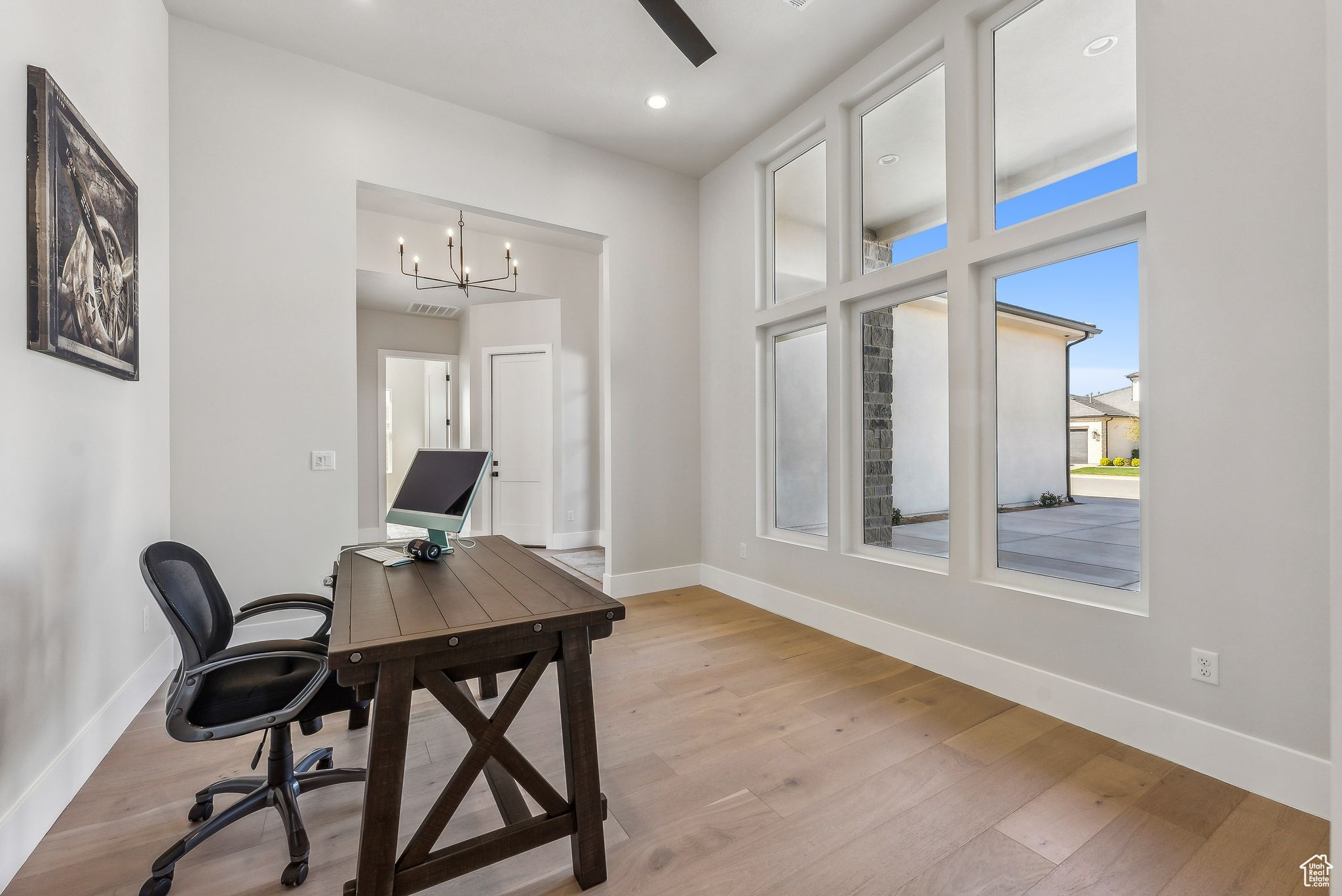 HAWKEYE POINT - Residential