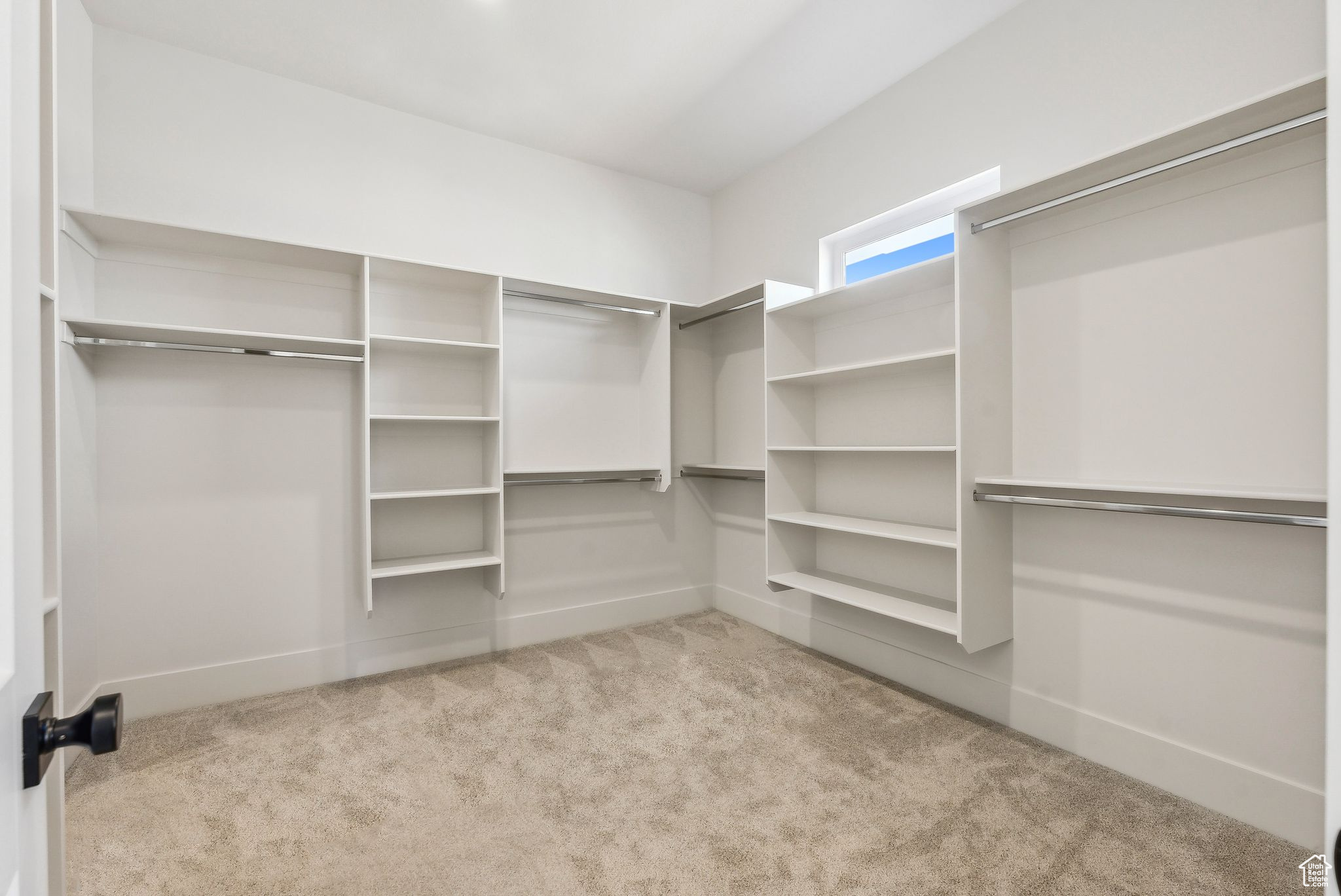 HAWKEYE POINT - Residential