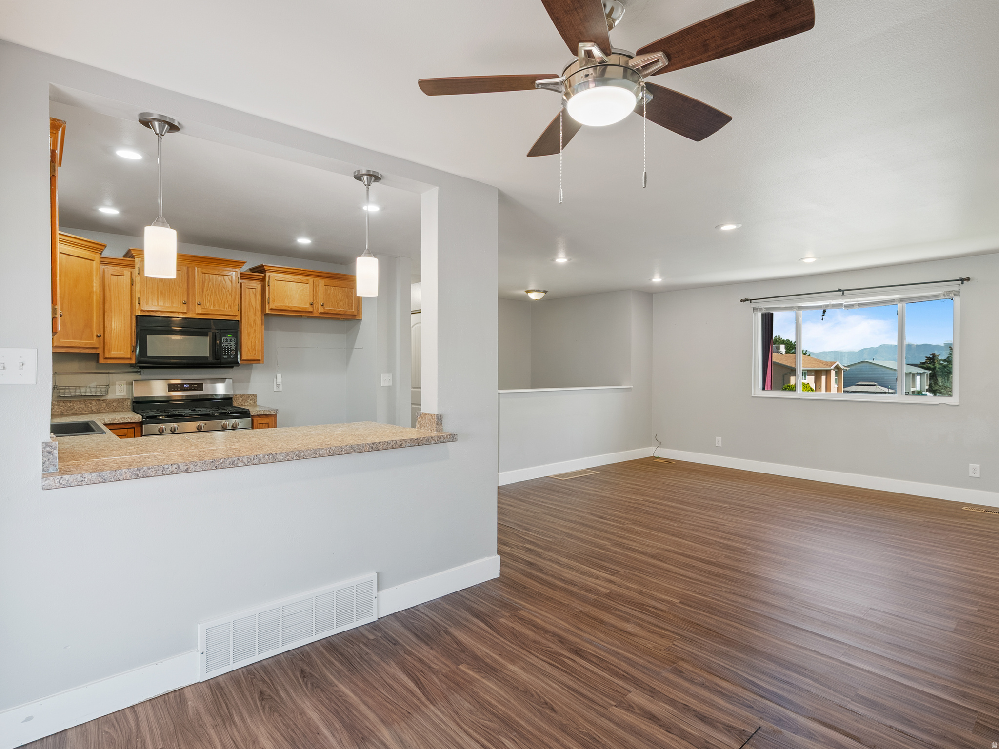 STEPHANIE ESTATES - Residential