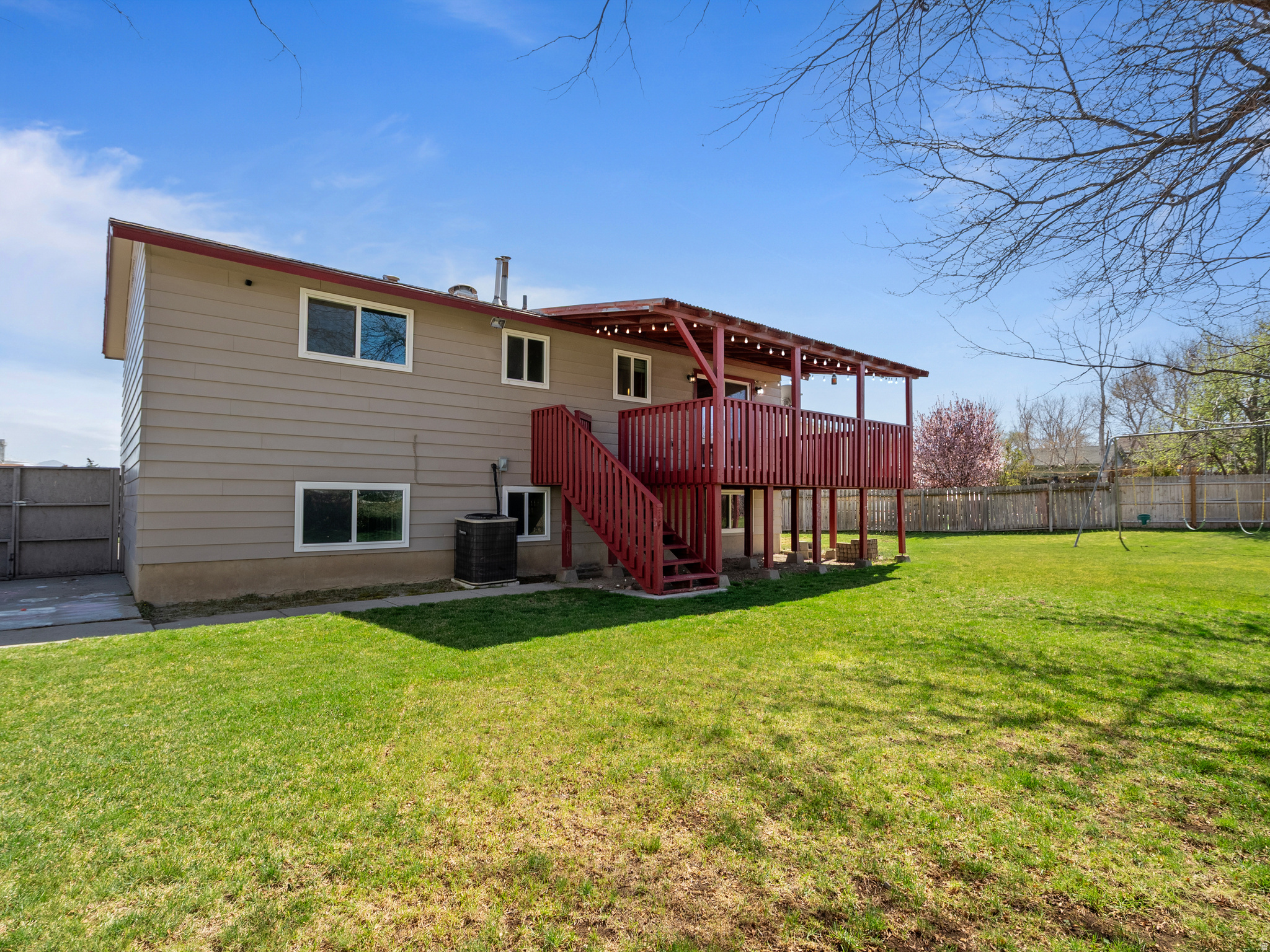 STEPHANIE ESTATES - Residential