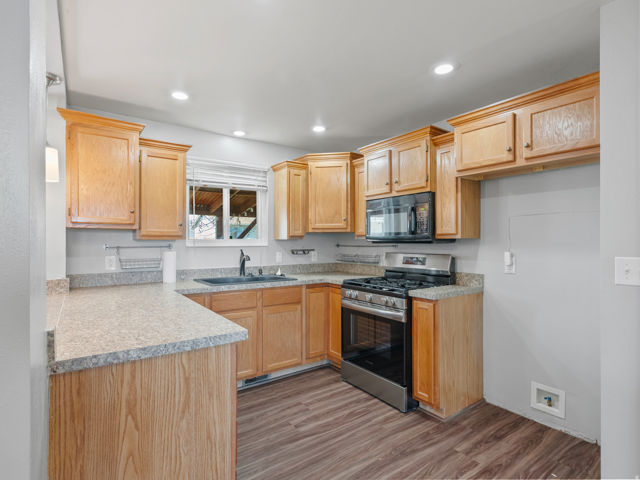 STEPHANIE ESTATES - Residential