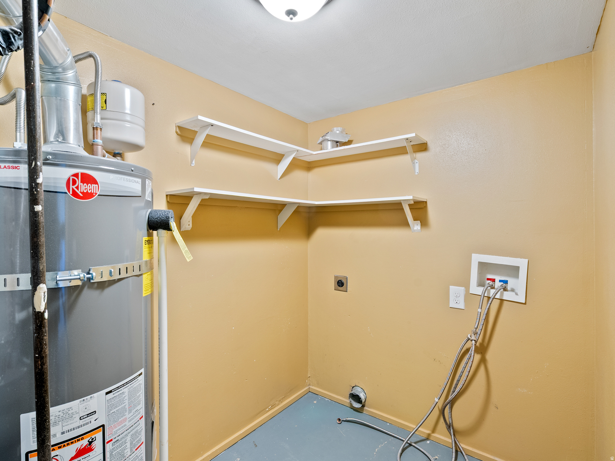 STEPHANIE ESTATES - Residential