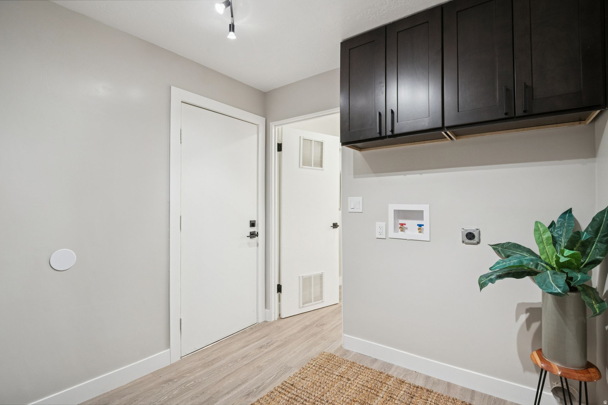 HOFFMAN HEIGHTS - Residential