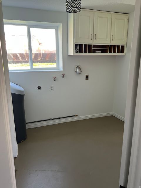 Tiny photo for 1335 W EVERGREEN DR, Price, UT 84501 (MLS # 2121057)