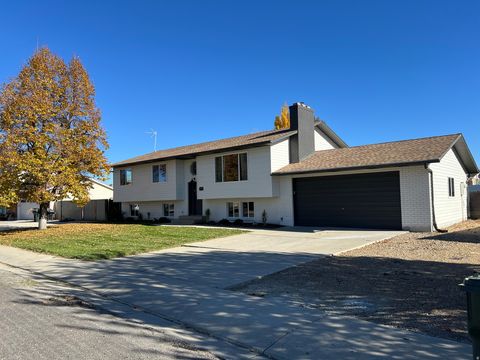 Tiny photo for 1335 W EVERGREEN DR, Price, UT 84501 (MLS # 2121057)