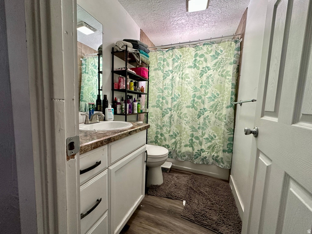 VERNAL CITY FRAC NESW - Residential