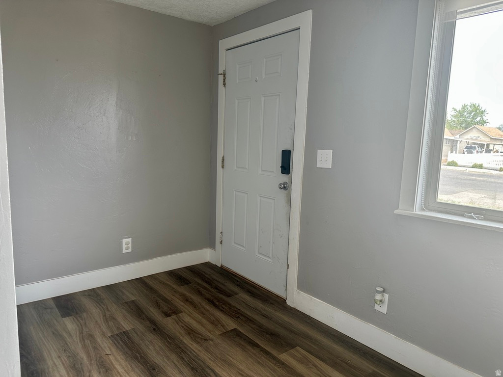 VERNAL CITY FRAC NESW - Residential