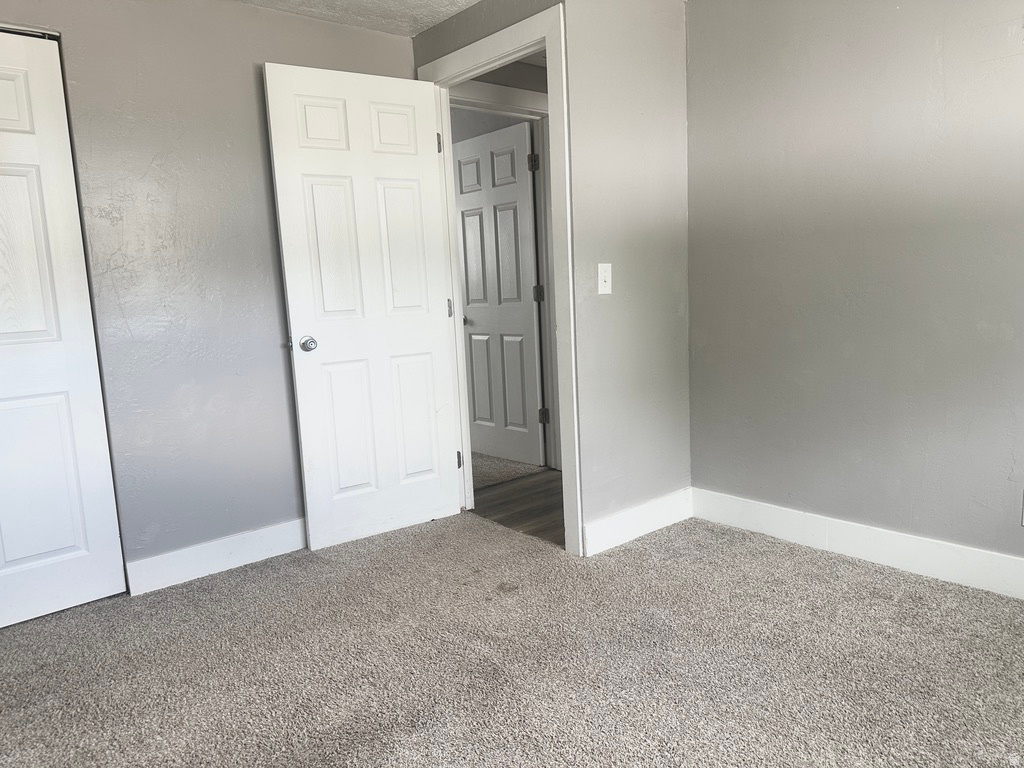 VERNAL CITY FRAC NESW - Residential