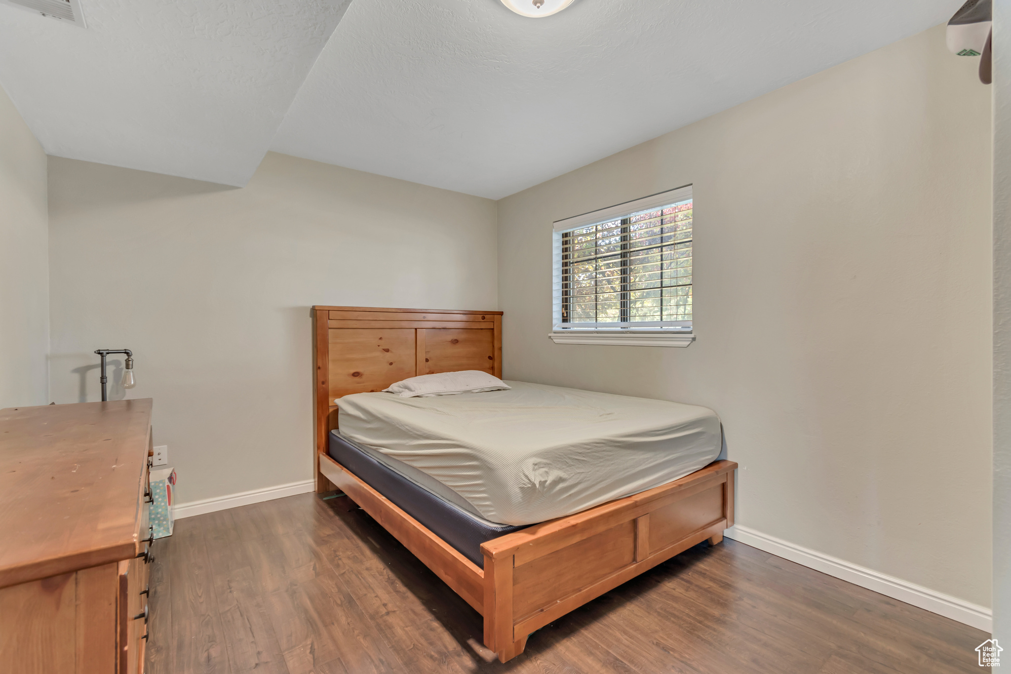 CEDAR HILLS - Residential