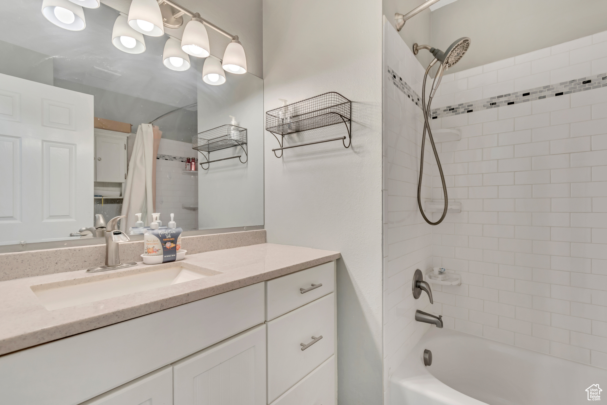 CEDAR HILLS - Residential