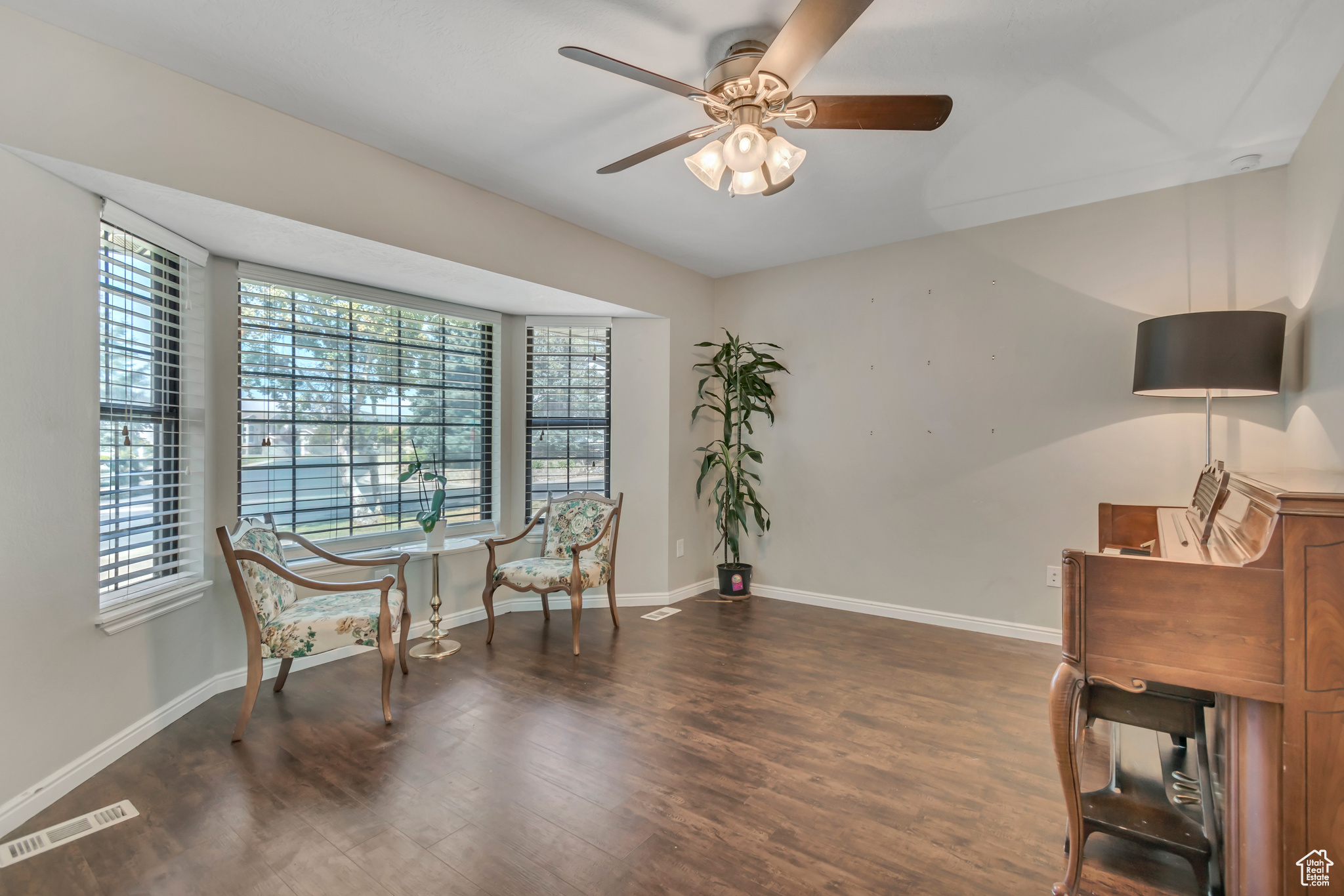 CEDAR HILLS - Residential