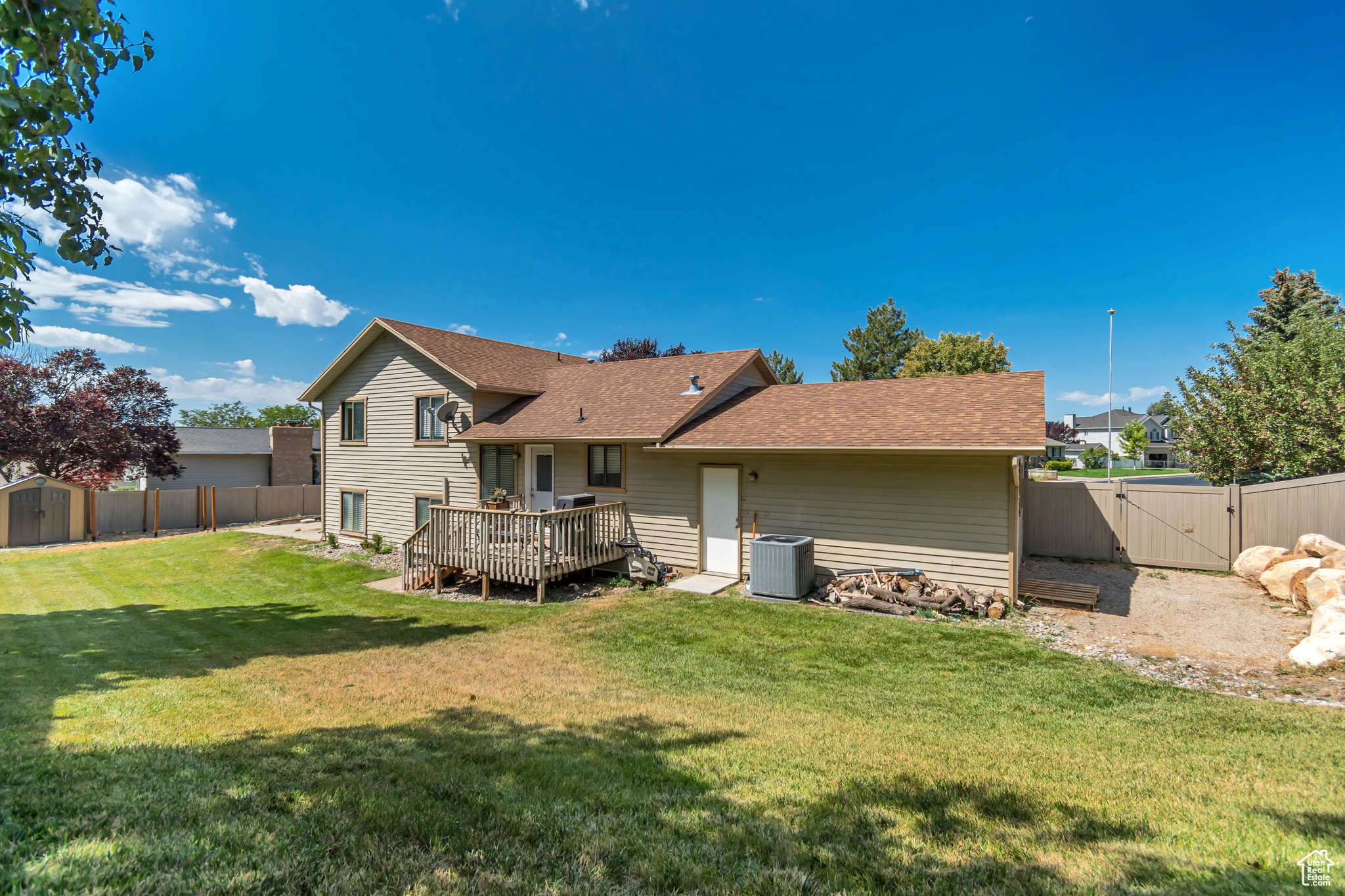 CEDAR HILLS - Residential