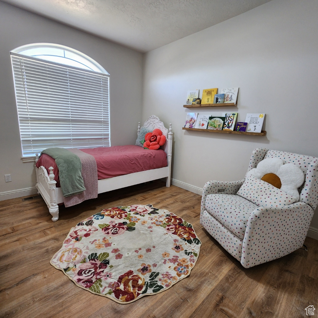 LIBERTY ESTATES - Residential