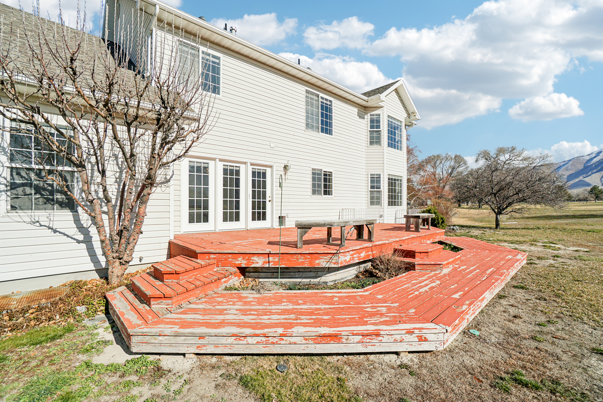 LAKESIDE SUB - Residential