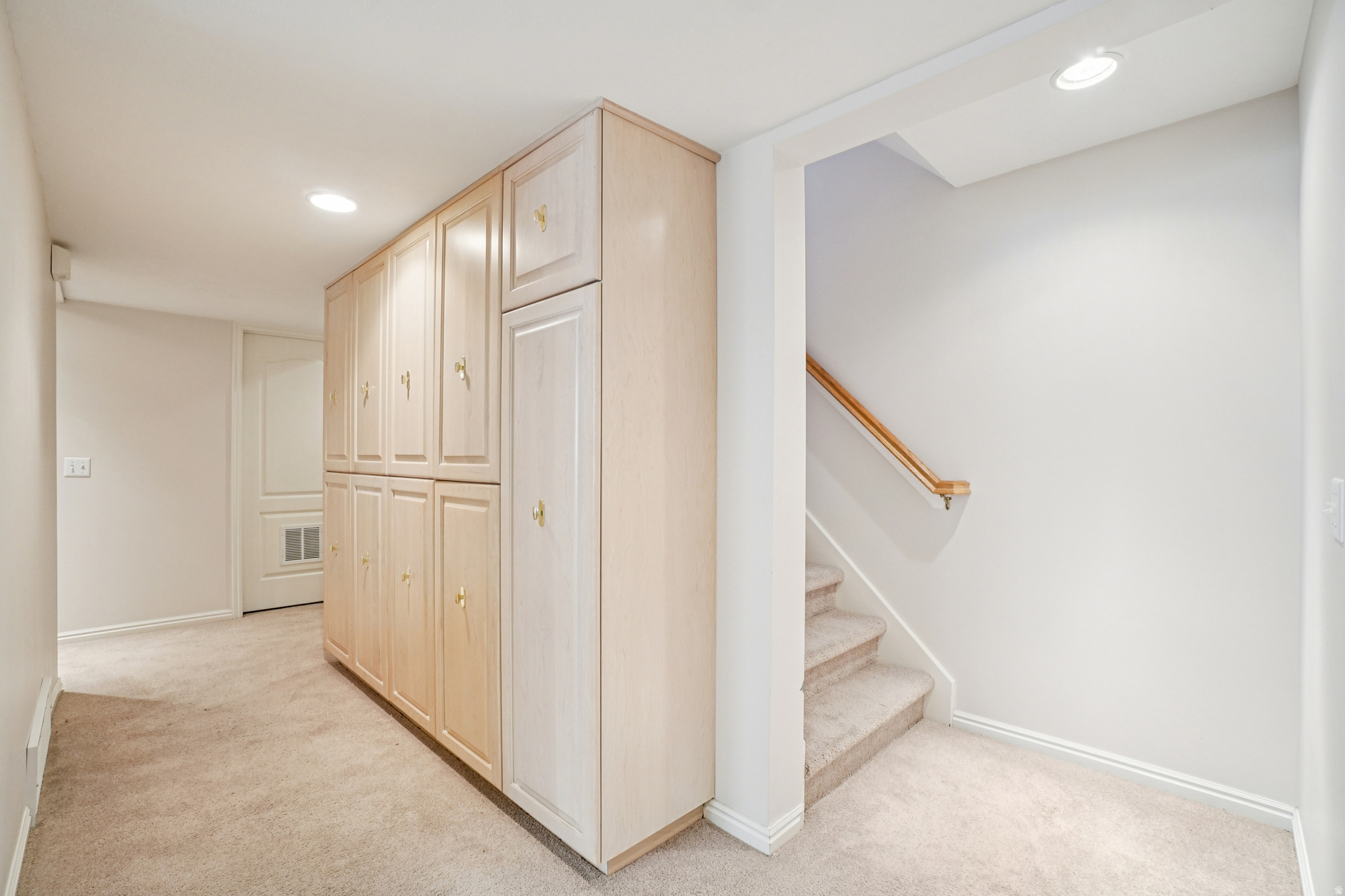 LAKESIDE SUB - Residential