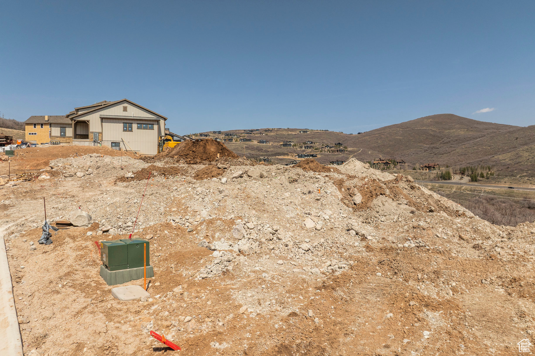 DEER SPRINGS - Residential