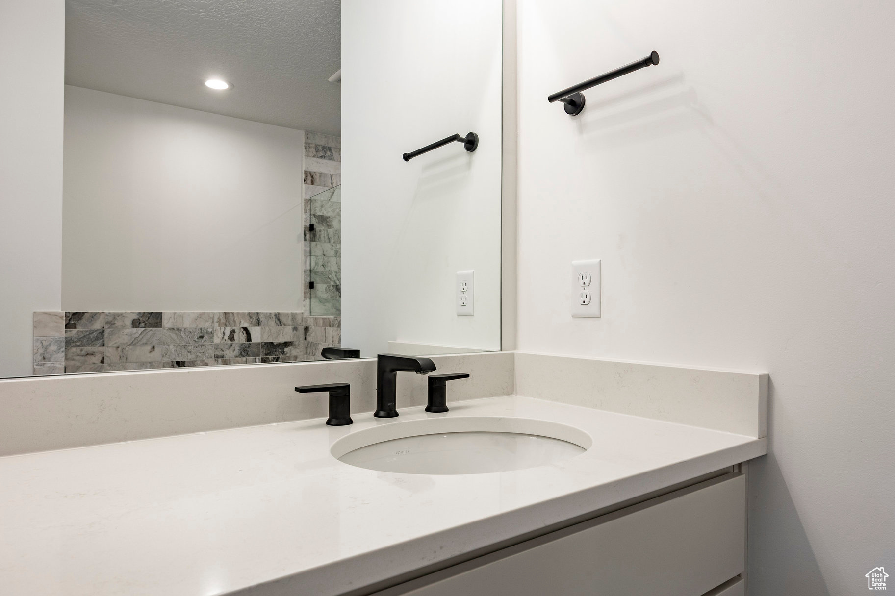 DEER SPRINGS - Residential