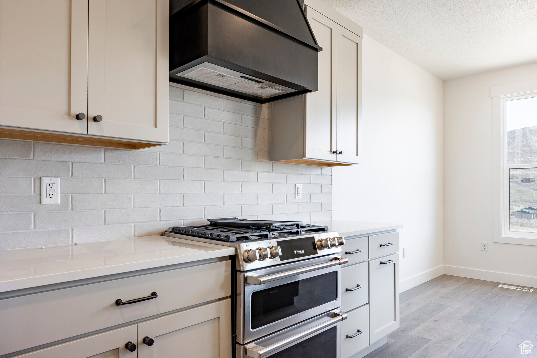 DEER SPRINGS - Residential