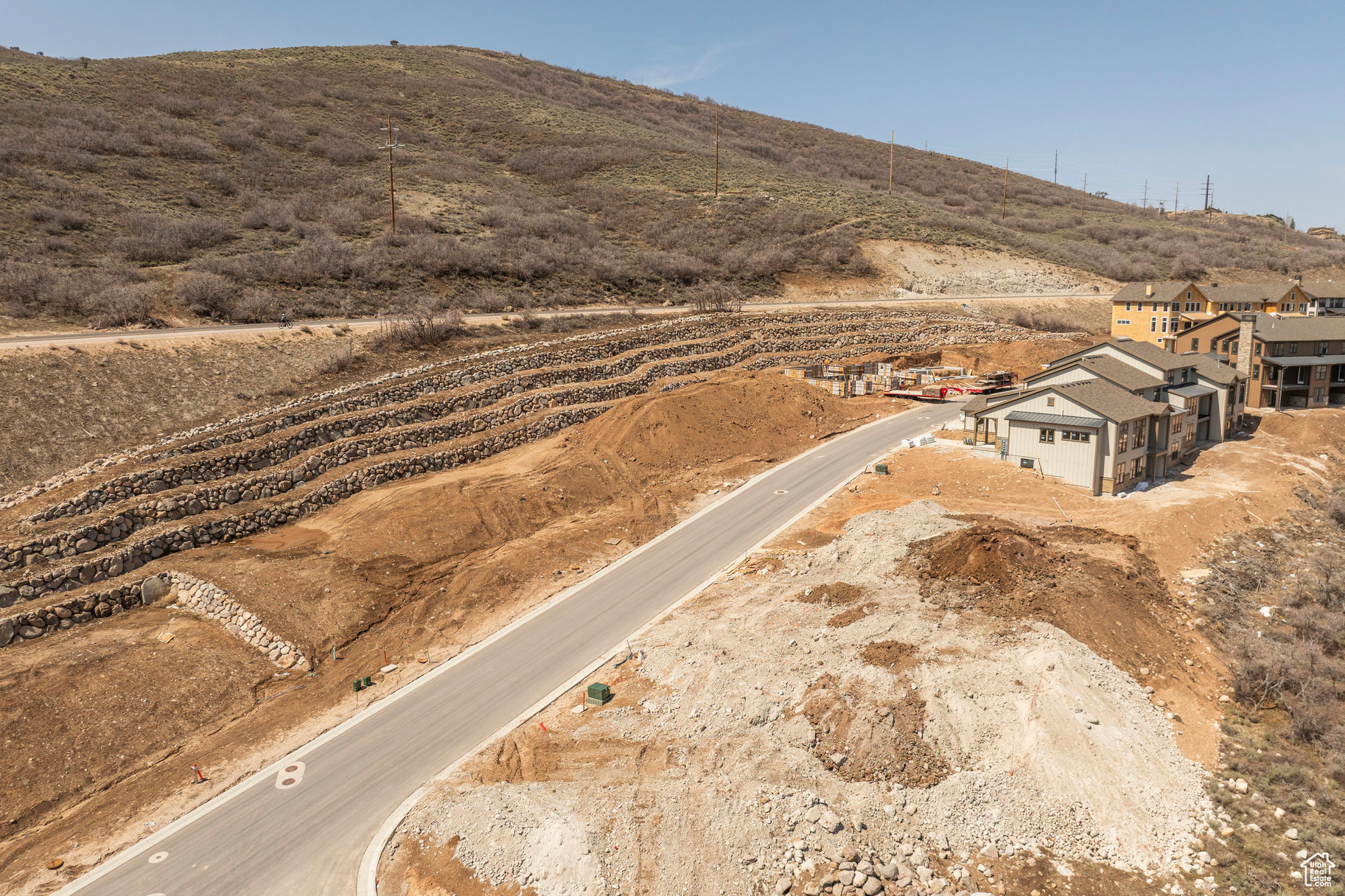 DEER SPRINGS - Residential