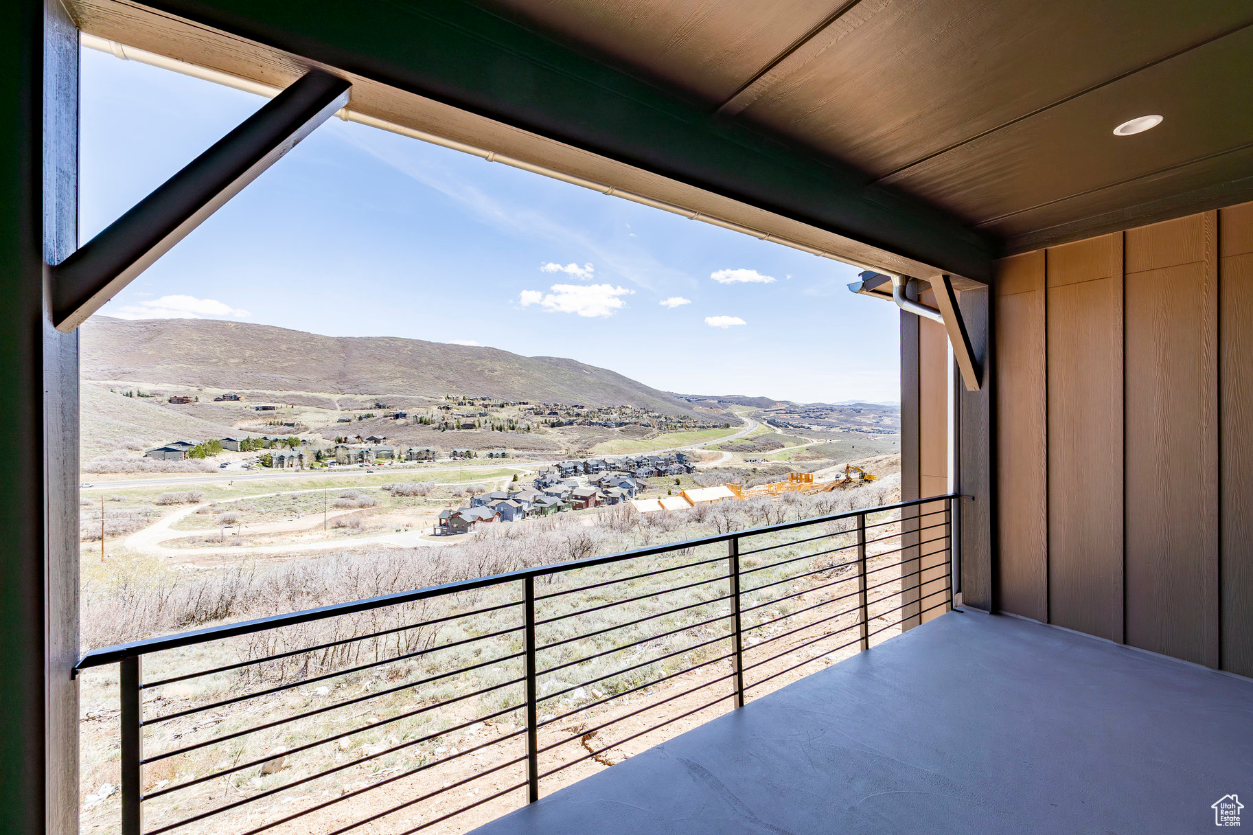 DEER SPRINGS - Residential