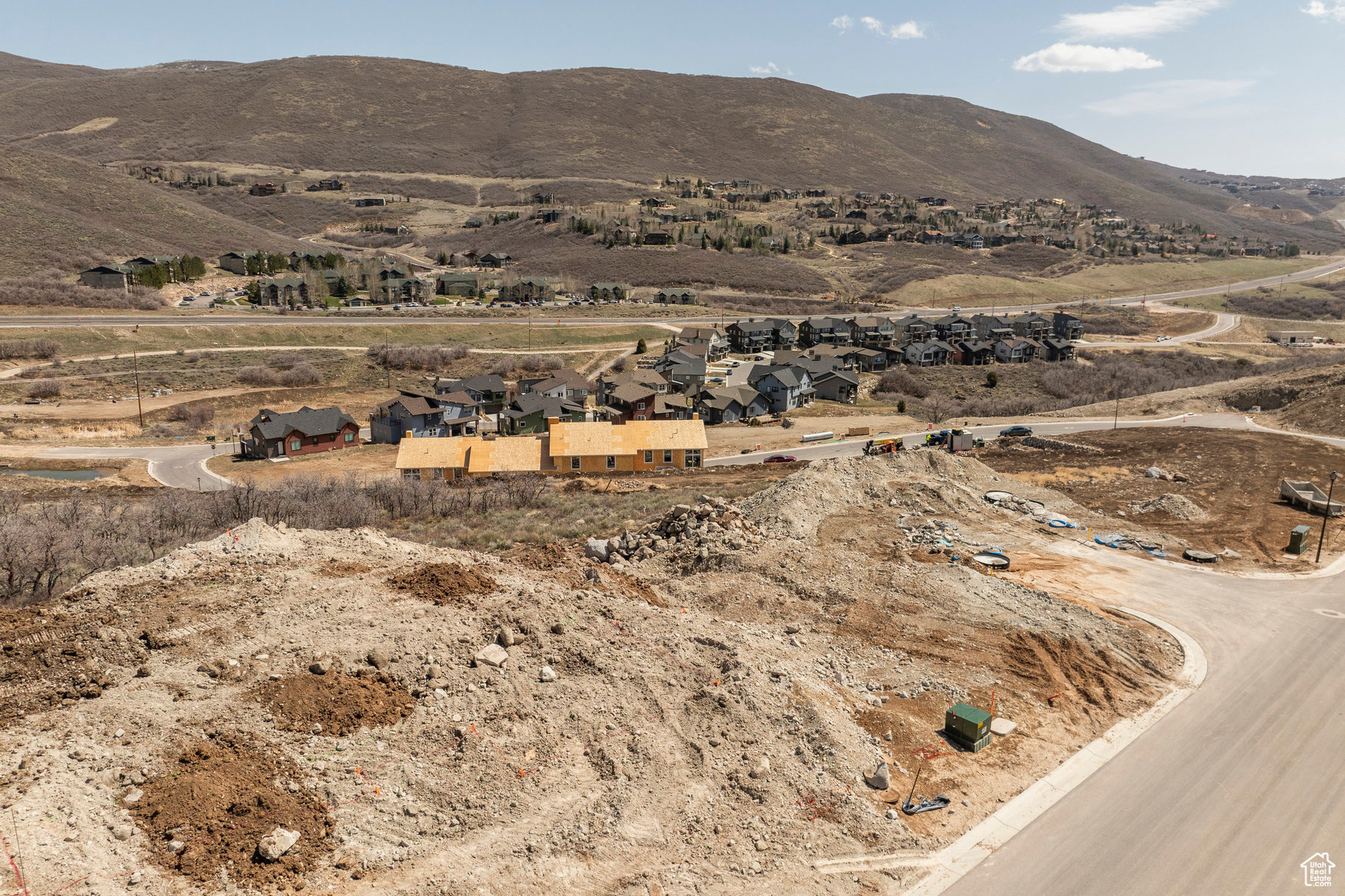 DEER SPRINGS - Residential