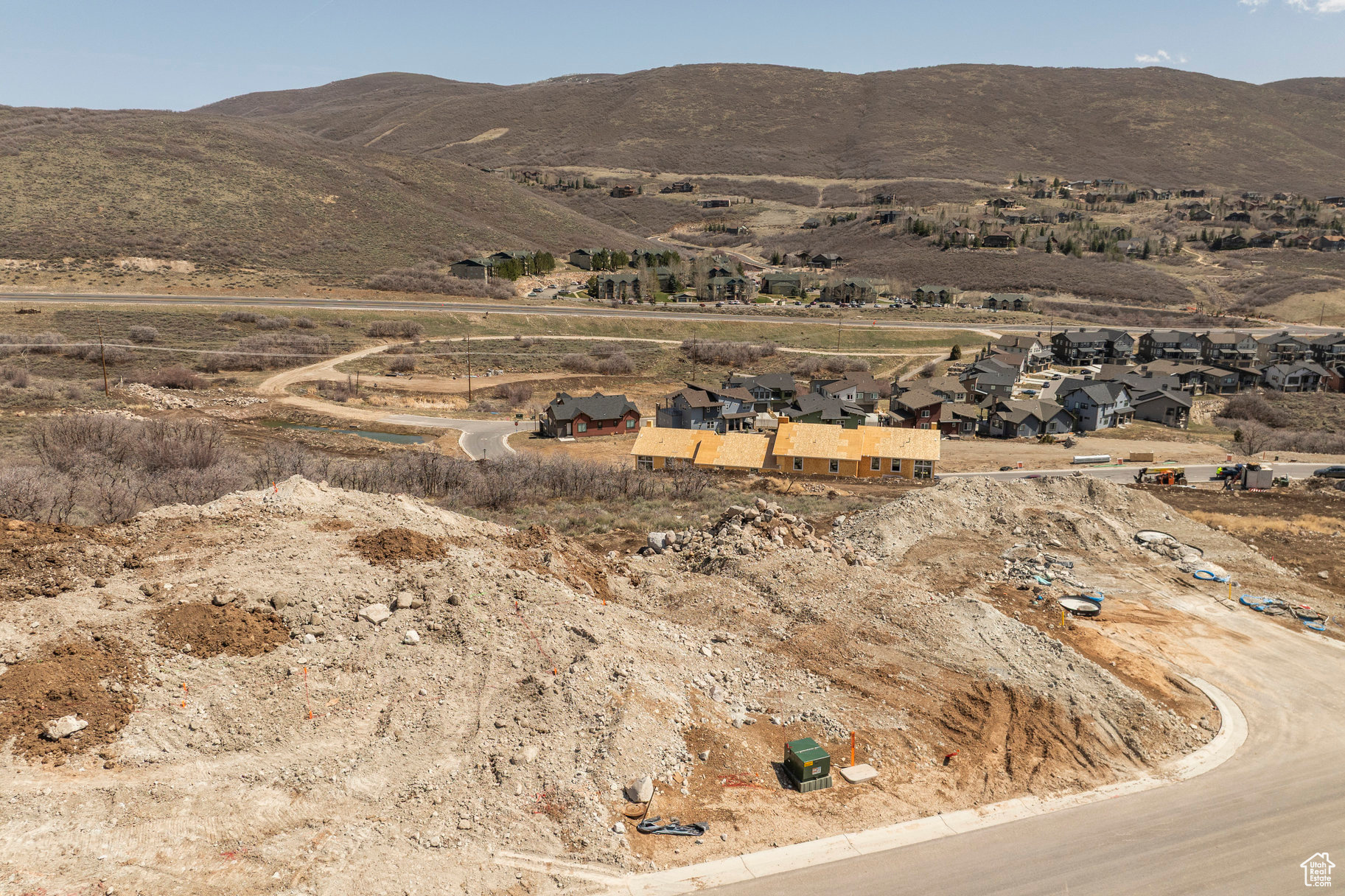 DEER SPRINGS - Residential