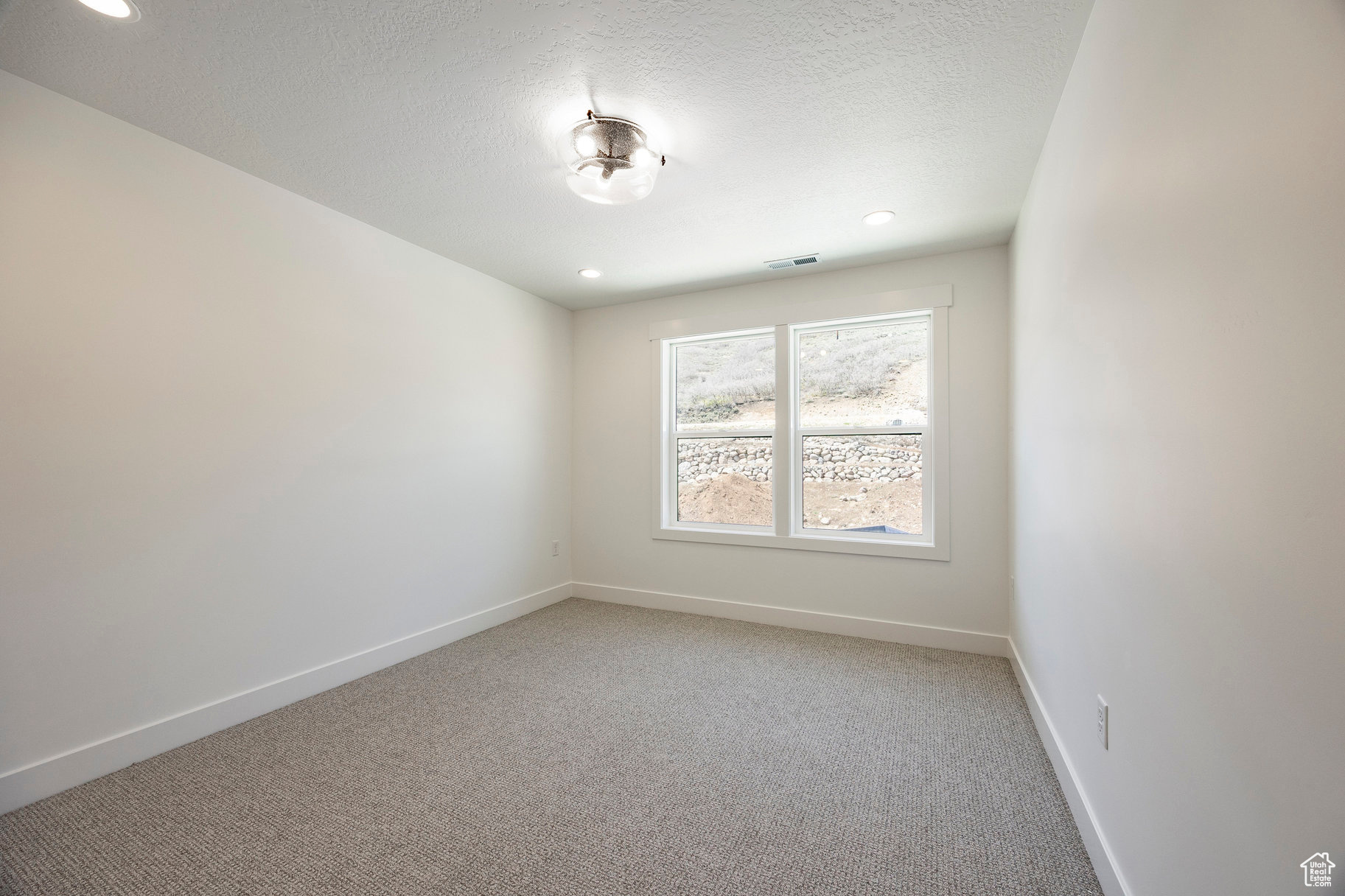 DEER SPRINGS - Residential