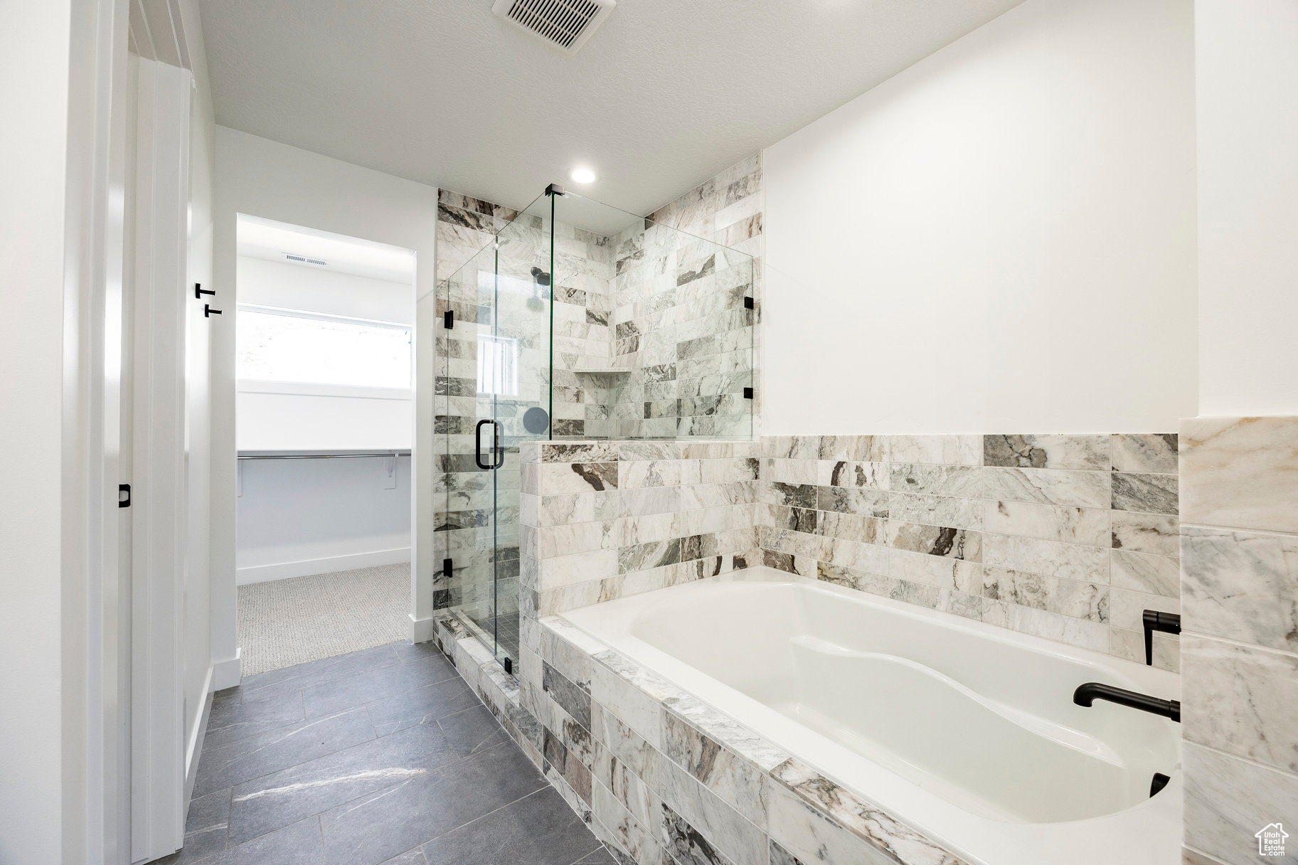 DEER SPRINGS - Residential