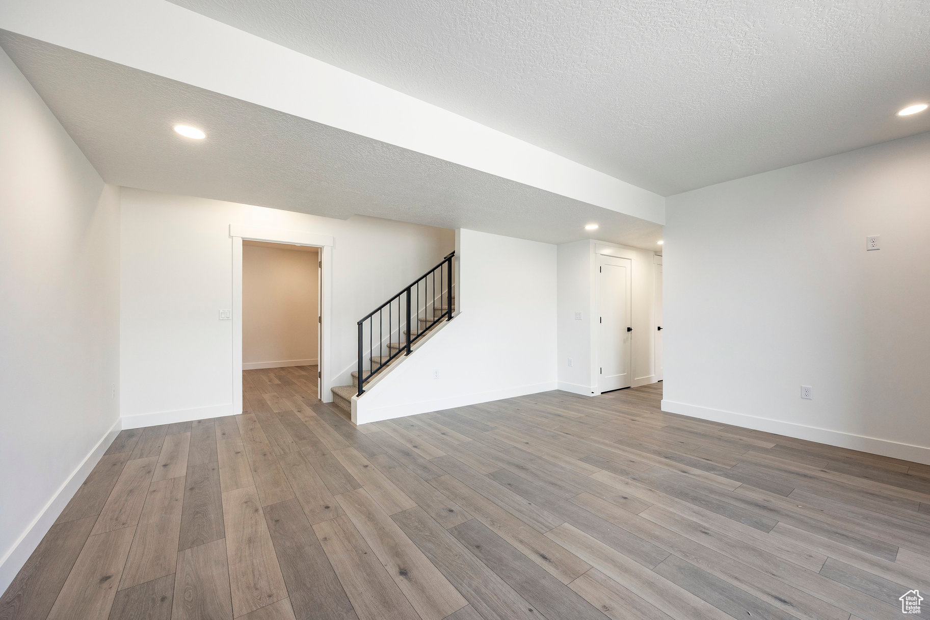 DEER SPRINGS - Residential