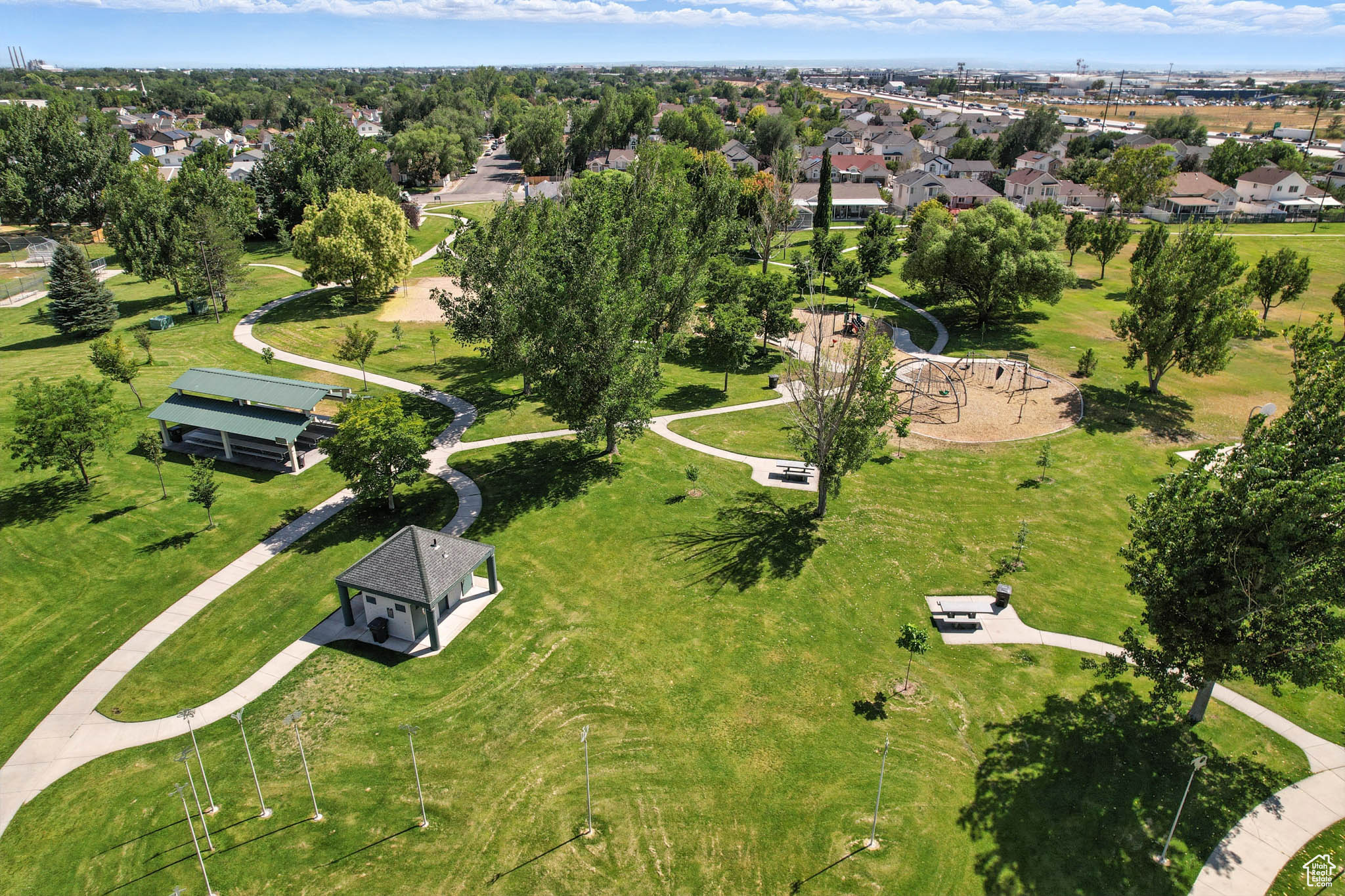 WESTPOINTE - Residential