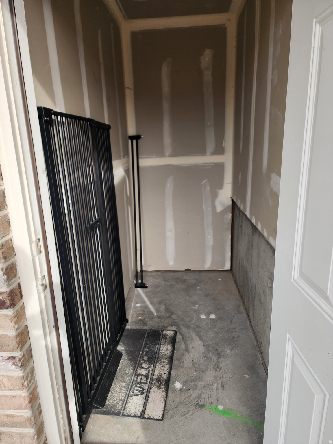 EAST TOWN VILLAGE - Residential