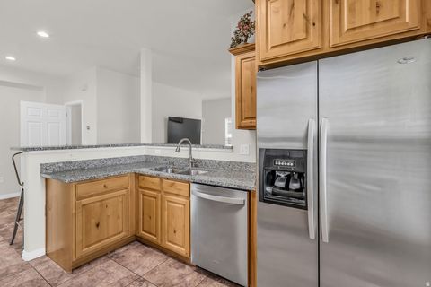 Tiny photo for 4481 W PALE MOON LN, South Jordan, UT 84009 (MLS # 2150461)