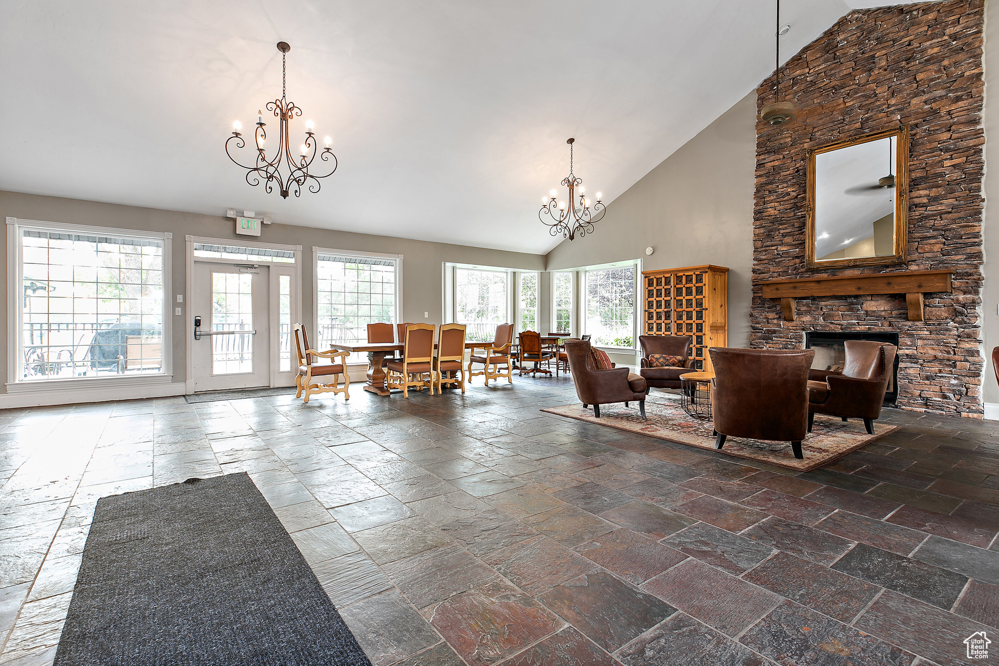 THE HAMLETS - Residential