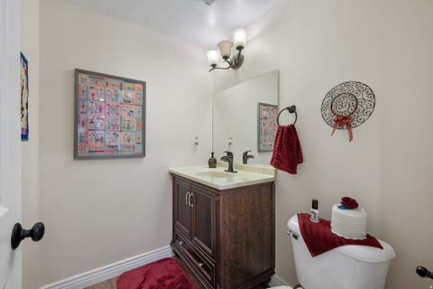 Tiny photo for 3957 W HONEY LOCUST LN, Cedar Hills, UT 84062 (MLS # 2168481)