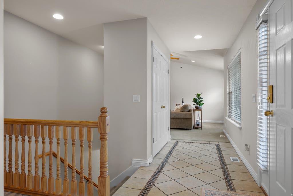 Photo of 3957 W HONEY LOCUST LN, Cedar Hills, UT 84062 (MLS # 2168481)