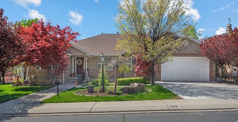 Photo of 3957 W HONEY LOCUST LN, Cedar Hills, UT 84062 (MLS # 2168481)
