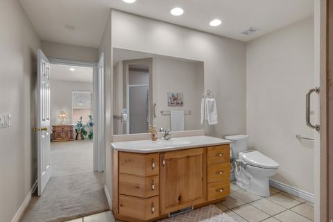 Tiny photo for 3957 W HONEY LOCUST LN, Cedar Hills, UT 84062 (MLS # 2168481)