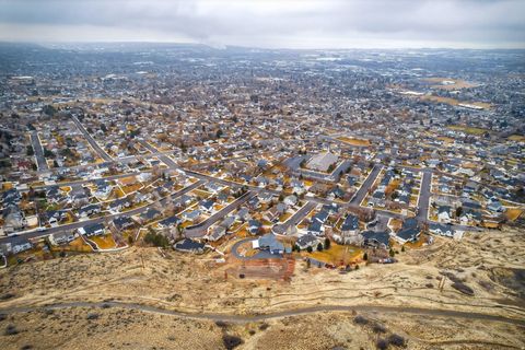 Tiny photo for 899 E 1190 N, Pleasant Grove, UT 84062 (MLS # 2137384)