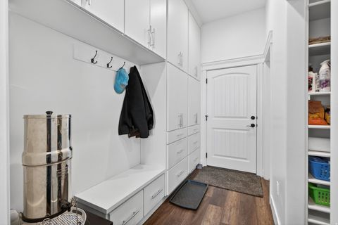 Tiny photo for 899 E 1190 N, Pleasant Grove, UT 84062 (MLS # 2137384)